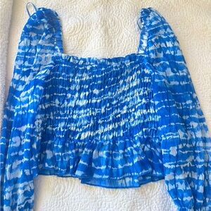 Zara going out top size medium in the color Blue